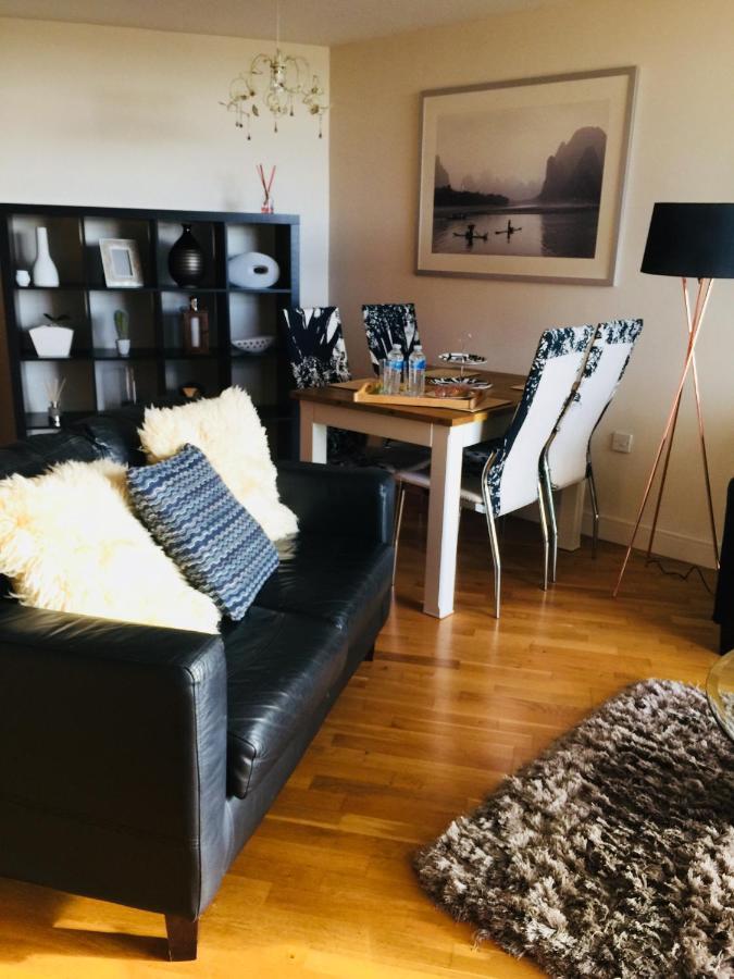 Sky Night Serviced Apartments 카디프 외부 사진