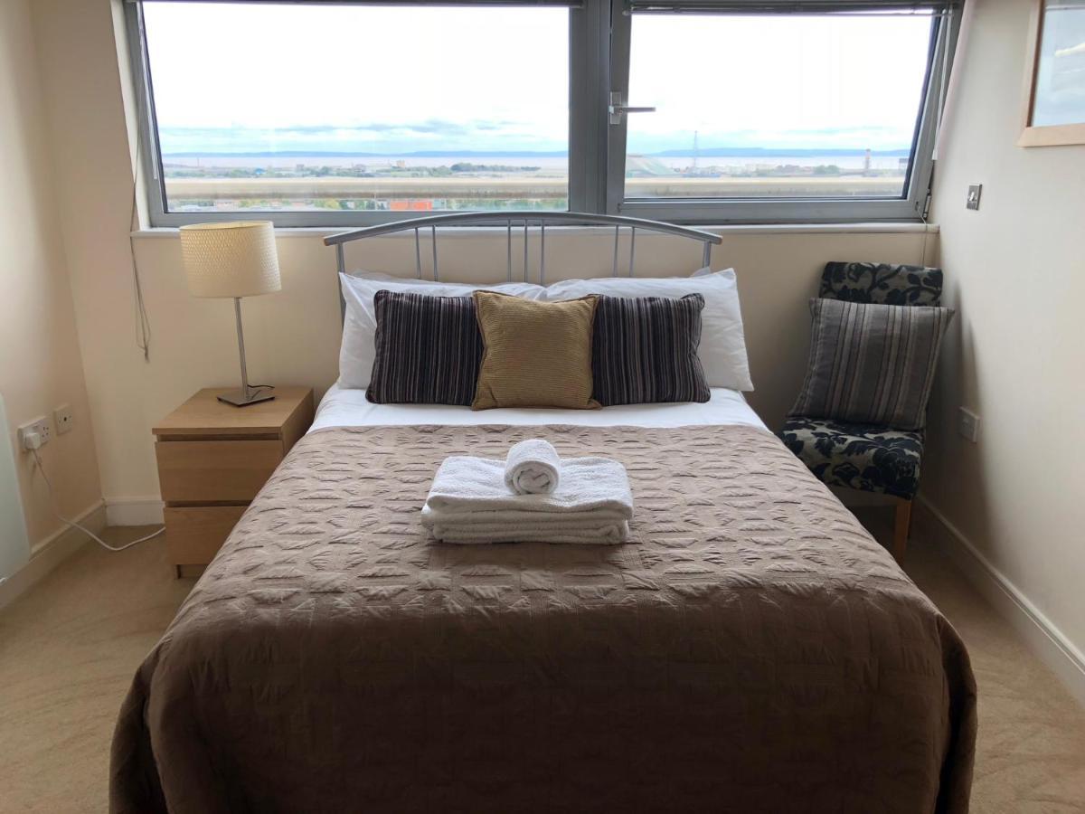 Sky Night Serviced Apartments 카디프 외부 사진