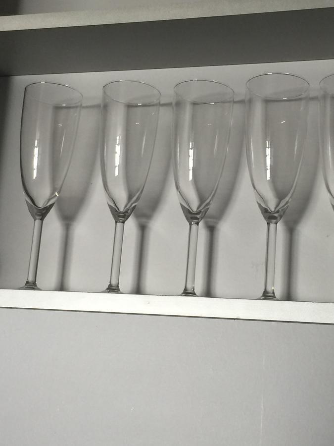 Sky Night Serviced Apartments 카디프 외부 사진