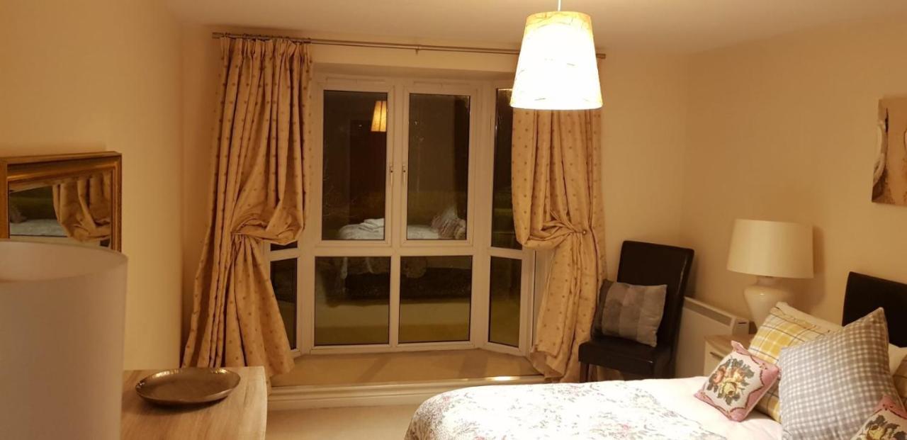 Sky Night Serviced Apartments 카디프 외부 사진