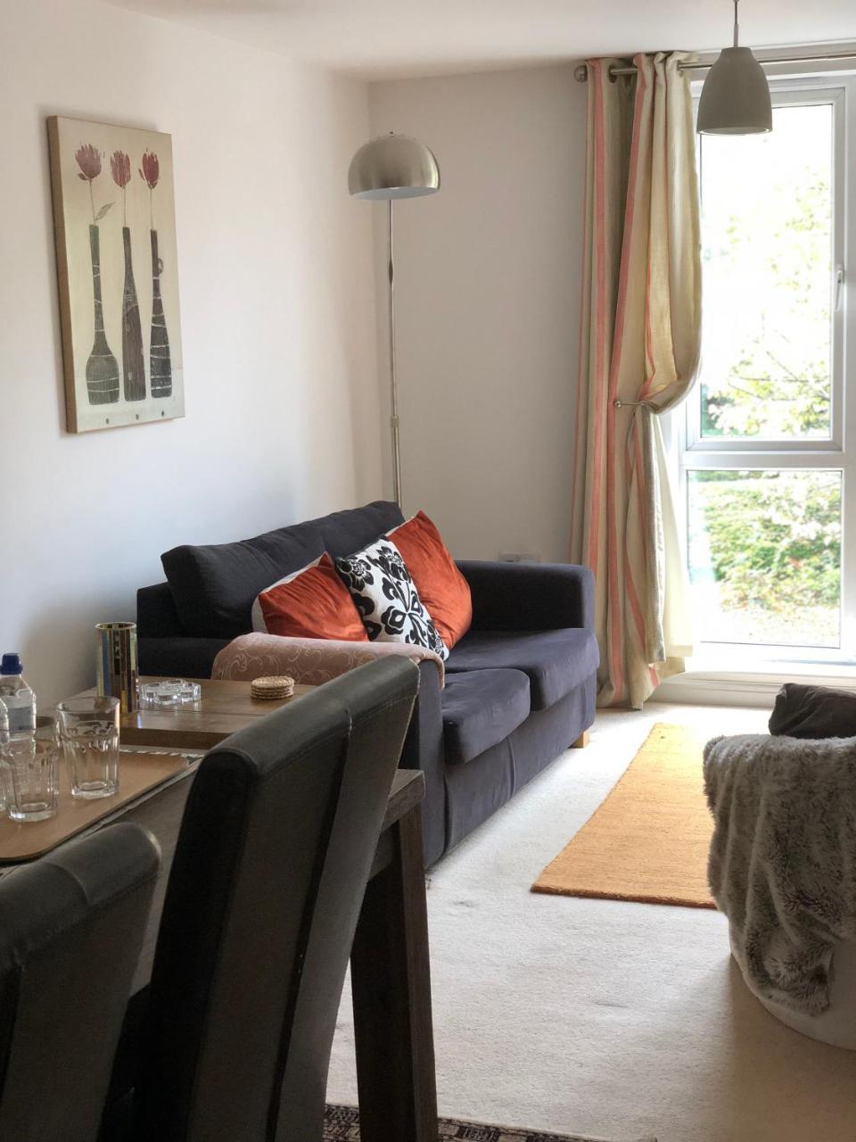 Sky Night Serviced Apartments 카디프 외부 사진